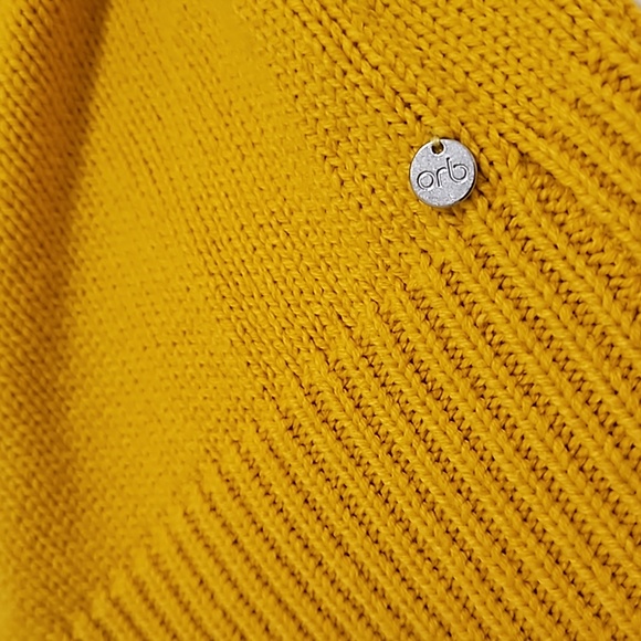 Orb Life Turtle neck sweater - Picture 3 of 6